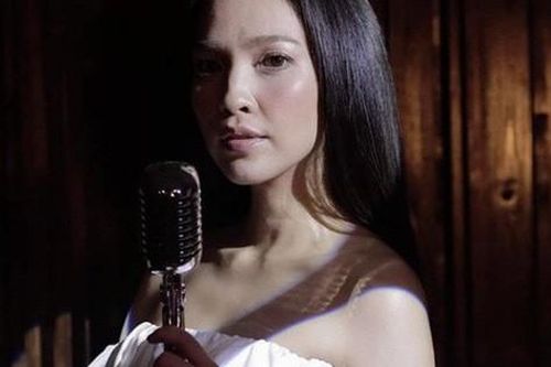 Sống giàu sang hạnh phúc ở Mỹ, Hiền Thục bất ngờ khoe người đàn ông giấu mặt