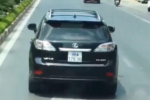 Tước bằng lái 2 tháng tài xế Lexus cản đường xe cứu hỏa
