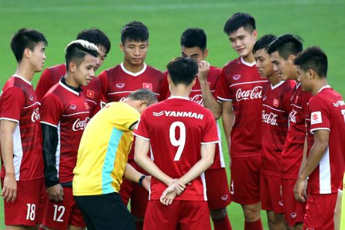 Tin tức bóng đá Việt Nam ngày 5/10: Tuyển Việt Nam có nhiều cầu thủ tốc độ, U22 Việt Nam tập giữa trưa