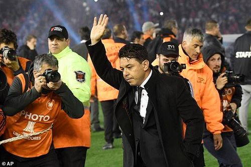 VIDEO bóng đá: Barcelona đã hết kiên nhẫn với Valverde, sẽ chọn Gallardo thay thế?