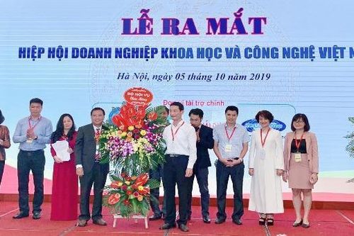 Chính thức ra mắt Hiệp hội Doanh nghiệp Khoa học và Công nghệ Việt Nam