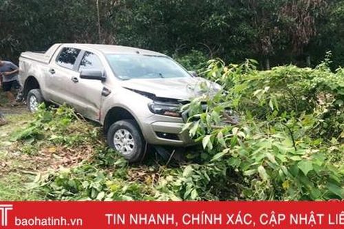 Xe máy va chạm với xe bán tải, 2 vợ chồng trẻ ở Kỳ Anh tử vong tại chỗ