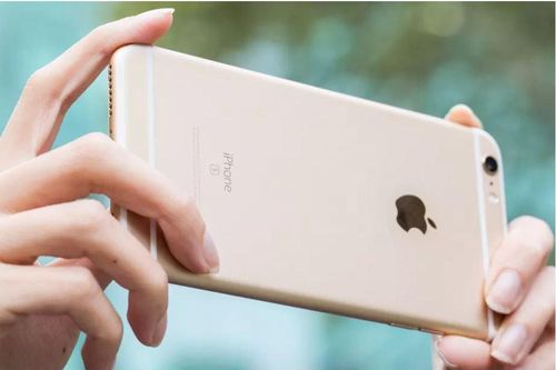 Apple ra thông báo sẽ sửa máy miễn phí cho khách hàng