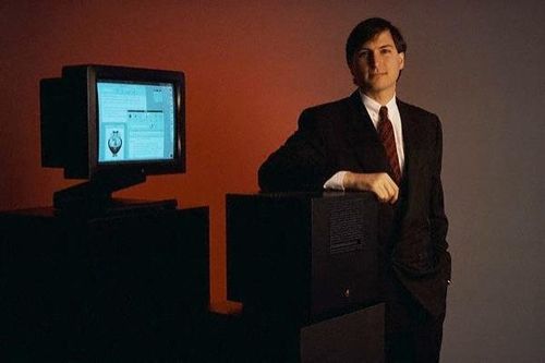 Thất bại 12 triệu USD của Steve Jobs đã cứu Apple như thế nào