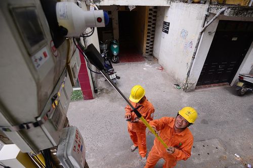 Điện lực TP.HCM xin cắt điện của khách hàng xây nhà không phép