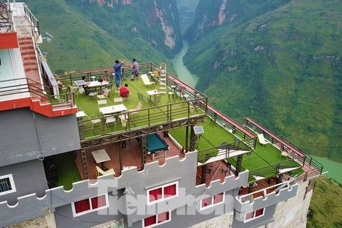 Du khách 'lấy làm tiếc' đã ở nhà nghỉ 'chui' trên đèo Mã Pì Lèng xây trái phép