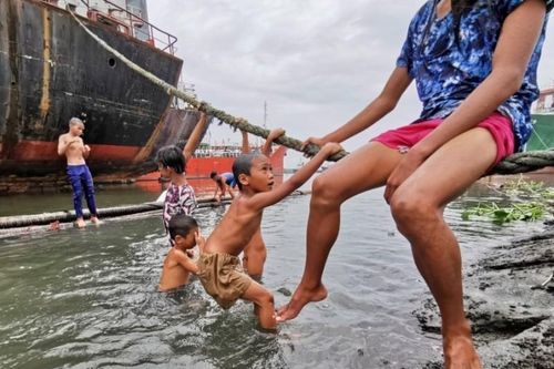 Khoảnh khắc phụ nữ 7 ngày