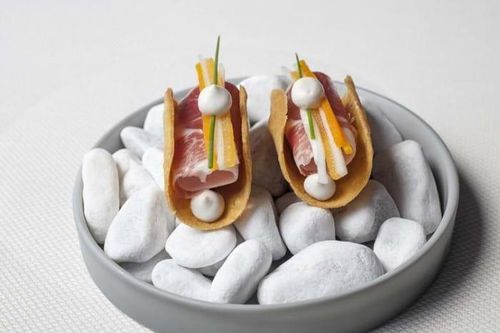 Thưởng thức món ăn đẳng cấp, xem nghệ thuật đỉnh cao tại Passion Week