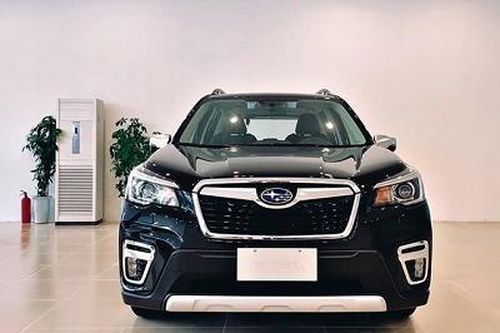 Triệu hồi Subaru Forester tại Việt Nam vì lỗi ở ống xả