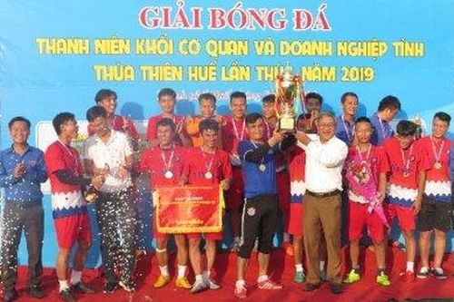 Thể thao Thể thao Công ty Xăng dầu vô địch giải bóng đá Đoàn Khối Cơ quan & Doanh nghiệp tỉnh