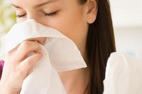 Dấu hiệu cảnh báo bạn bị viêm mũi dị ứng, lưu ý cách chăm sóc để phòng bệnh khi thời tiết thay đổi