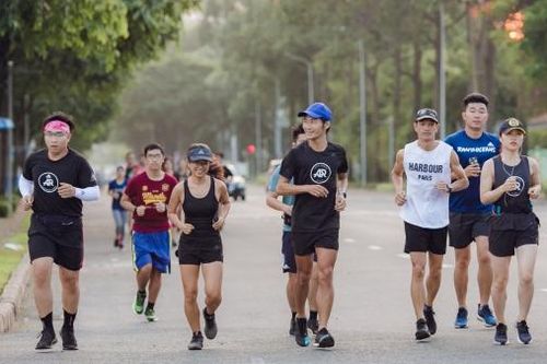 Runner phong trào Chí Hùng, Nguyệt Đỗ và con đường đến Berlin Marathon