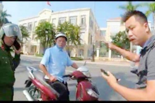 Thanh niên vi phạm giao thông, khiêu khích Công an nhận sai, trực tiếp đến xin lỗi