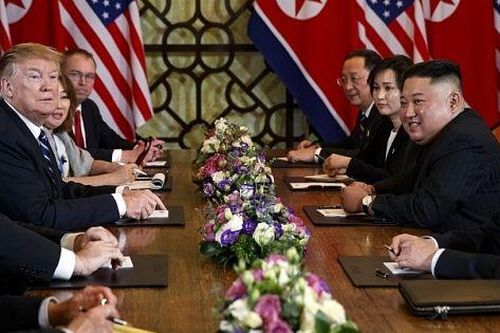 Đàm phán Mỹ - Triều: 'Ông nói gà, bà nói vịt' và nhận định của giới truyền thông