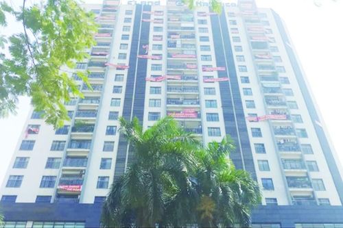 Cắt nước sinh hoạt hàng chục hộ dân: C'Land có đúng luật?
