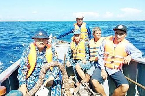 12 ngư dân gặp nạn tại đảo Đá Tây, Trường Sa