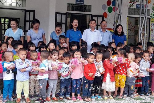 Phát huy vai trò tổ chức Công đoàn góp phần thực hiện thắng lợi nhiệm vụ chính trị