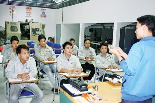 Thêm cơ hội cho lao động Việt Nam làm việc ở nước ngoài