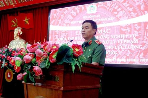 Bồi dưỡng nghiệp vụ theo kinh nghiệm quốc tế cho lực lượng CSGT
