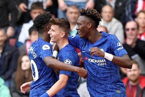 Chelsea: Yên tâm hàng công, lấn cấn hàng thủ