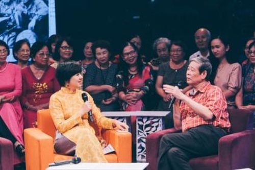Nhạc sĩ Nguyễn Thụy Kha lần đầu chia sẻ về xuất xứ bài thơ được lưu giữ ở Đại học Havard