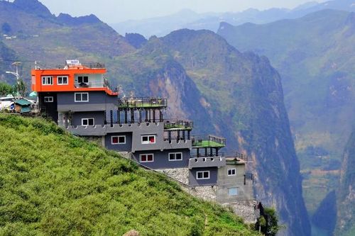 Công trình trên đèo Mã Pì Lèng sẽ bị xử lý thế nào?