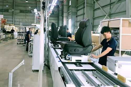 Đẩy mạnh hoạt động sản xuất trong các khu công nghiệp