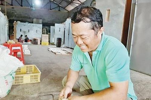 Tỷ phú chăn nuôi vịt