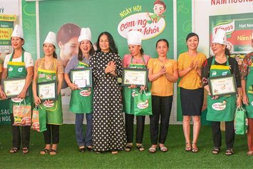 Ngày hội 'Cơm ngon, con khỏe'