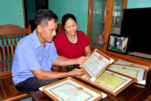 Dòng họ học tập tiêu biểu ở Công Đa