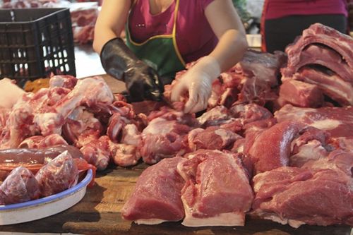 Hà Nội: Gần 15% mẫu thịt kiểm nghiệm không đạt chỉ tiêu vi sinh