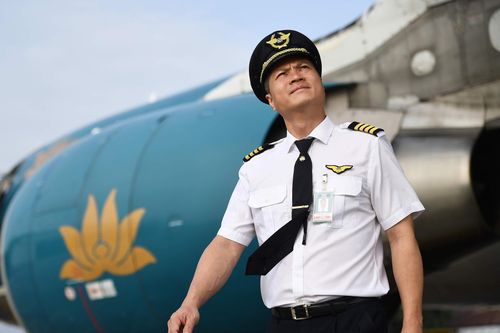 Phi công Vietnam Airlines được tăng lương sớm