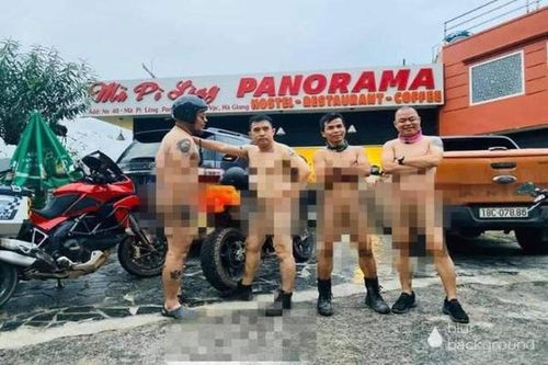 Khỏa thân trên Mã Pì Lèng: Hiếu Orion đánh bóng tên tuổi 'quá bựa'