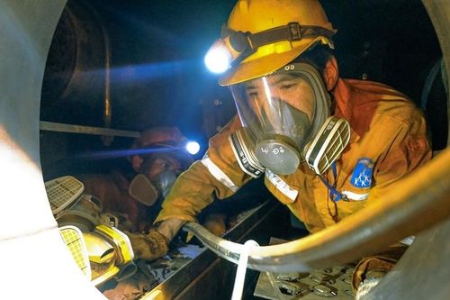 Nét đẹp lao động trên công trình khí