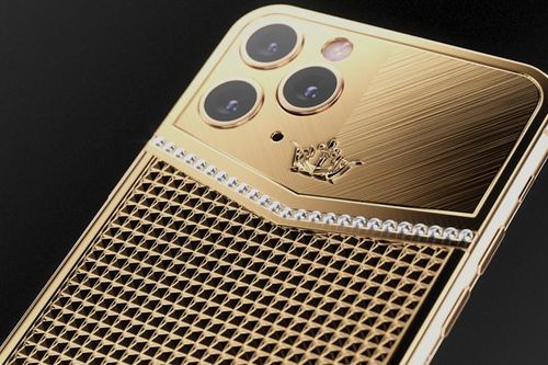 iPhone 11 Pro giá gần 1 tỉ đồng có gì đặc biệt?