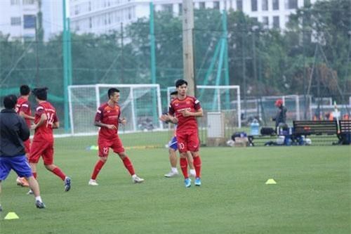 HLV Lê Thụy Hải tin Công Phượng được đá chính, dự đoán 'sốc' về kết quả trận Việt Nam vs Malaysia