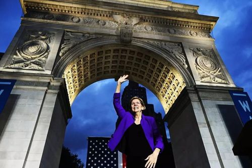 Bầu cử Tổng thống Mỹ 2020: Bà Elizabeth Warren bứt phá lên vị trí dẫn đầu ứng viên đảng Dân chủ