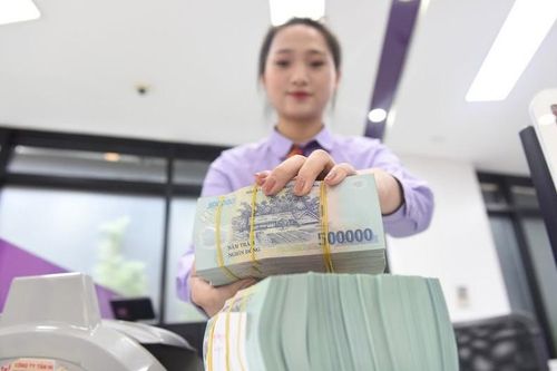 Vốn FDI và thặng dư thương mại 'gia cố' VND trong sóng gió thương chiến Mỹ-Trung