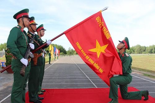 Phát huy truyền thống, nâng cao chất lượng huấn luyện