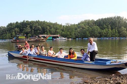 Về Nhơn Trạch ''chơi sông nước, ăn đặc sản''