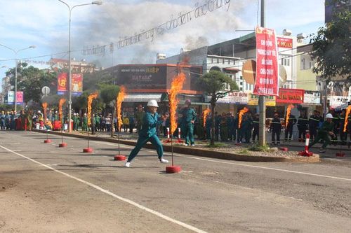 Hội thao nghiệp vụ chữa cháy và cứu nạn cứu hộ cụm thi đua số 2 năm 2019