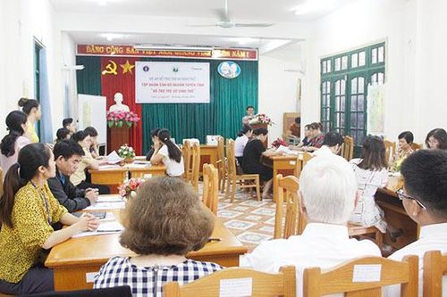 Sở Y tế: Tập huấn tuyến tỉnh về 'Hỗ trợ trẻ sơ sinh thở'