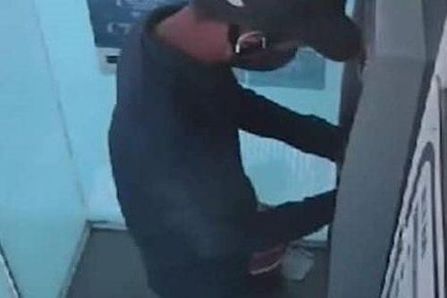 Truy tìm 2 đối tượng lắp camera siêu nhỏ đánh cắp thông tin thẻ ATM ở Hà Tĩnh
