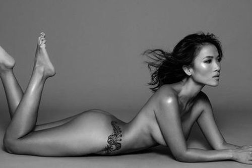 Chồng Bằng Lăng ghen khi vợ chụp nude
