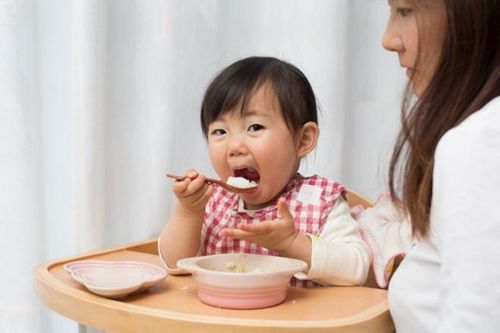 7 nguyên nhân khiến trẻ ăn nhiều nhưng vẫn gầy