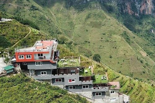 Nguyên GĐ công viên địa chất phủ nhận là chủ nhà nghỉ Mã Pì Lèng