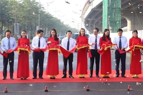 Hà Nội thông xe giai đoạn 1 công trình mở rộng đường Vành đai 3 dưới thấp đoạn Mai Dịch - cầu Thăng Long