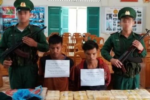 Quảng Bình: Triệt phá đường dây vận chuyển 100.000 viên ma túy xuyên quốc gia