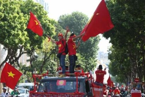 Hà Nội rộn ràng trong ngày đội tuyển Việt Nam thi đấu với đội tuyển Malaysia