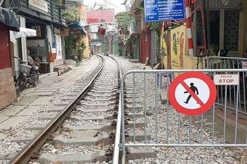 Nhiều quán 'cà phê đường tàu' tự giác đóng cửa, không còn kinh doanh